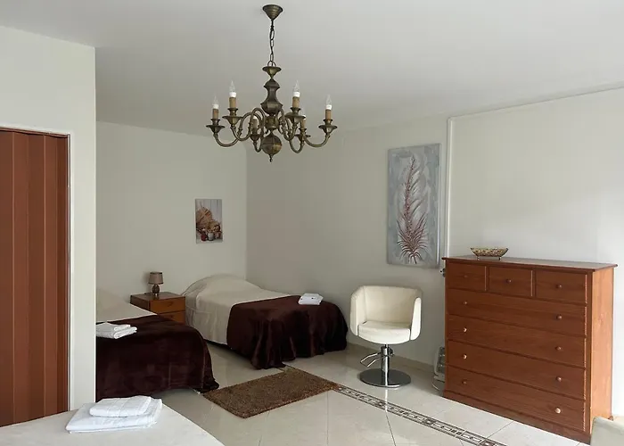 بيت ضيافة Alojamento Santa Catarina
