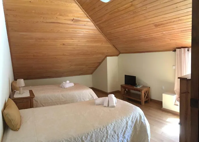 بيت ضيافة Alojamento Santa Catarina *