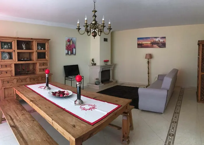 بيت ضيافة Alojamento Santa Catarina