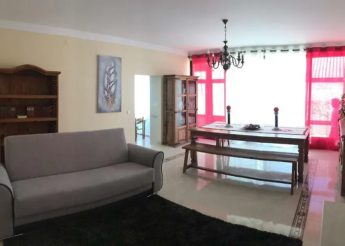 بيت ضيافة Alojamento Santa Catarina